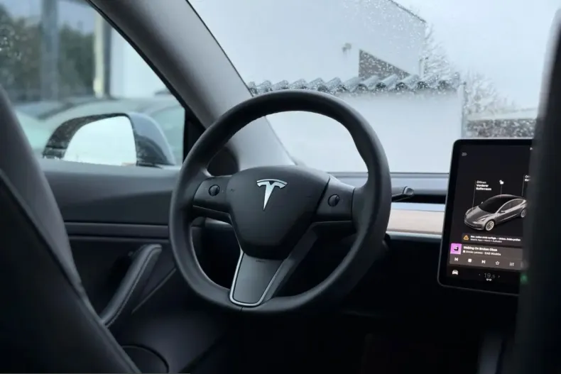 Tesla Model 3 din 2021 cu 60.000 km - oferta TES220838 - foto 10