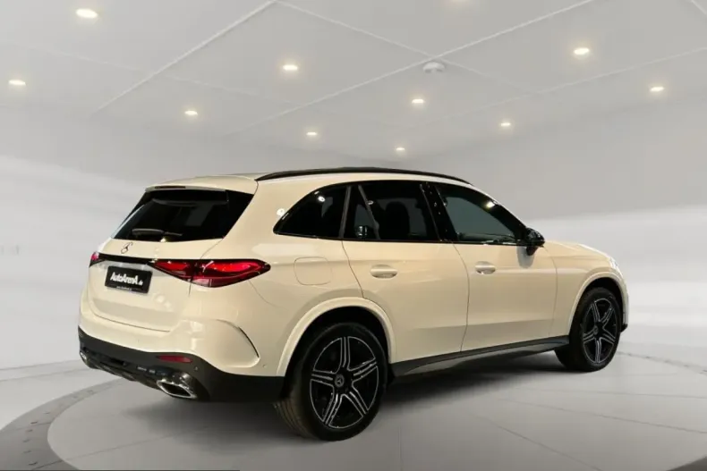 Mercedes-Benz GLC 400 (Clasa GLC) din 2023 cu 47.563 km - oferta MER220844 - foto 2