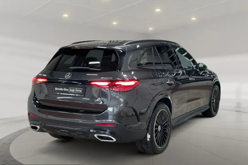 Mercedes-Benz GLC 300 (Clasa GLC) din 2023 cu 56.196 km - oferta MER220846 - foto 3