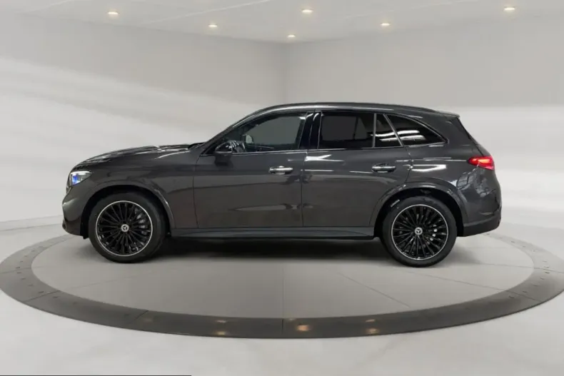 Mercedes-Benz GLC 300 (Clasa GLC) din 2023 cu 56.196 km - oferta MER220846 - foto 4