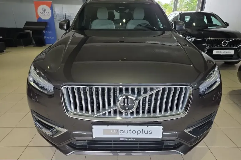 Volvo XC90 din 2023 cu 59.049 km - oferta VOL220847 - foto 3