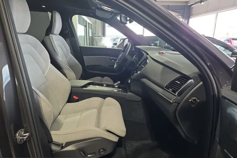 Volvo XC90 din 2023 cu 59.049 km - oferta VOL220847 - foto 11