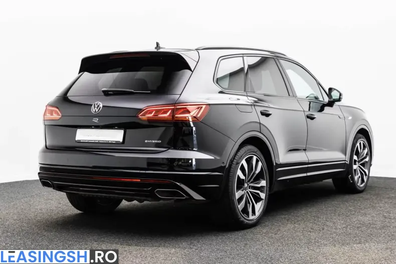 Volkswagen Touareg din 2022 cu 55.886 km - oferta VOL220848 - foto 3
