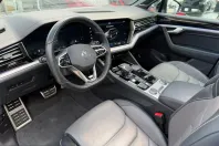 Volkswagen Touareg din 2023 cu 74.380 km - oferta VOL220872 - foto 12