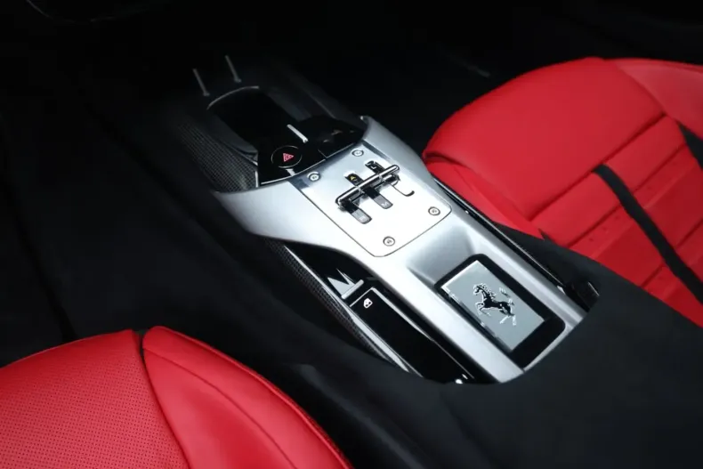 Ferrari 12Cilindri din 2025 cu 5.300 km - oferta FER220876 - foto 24