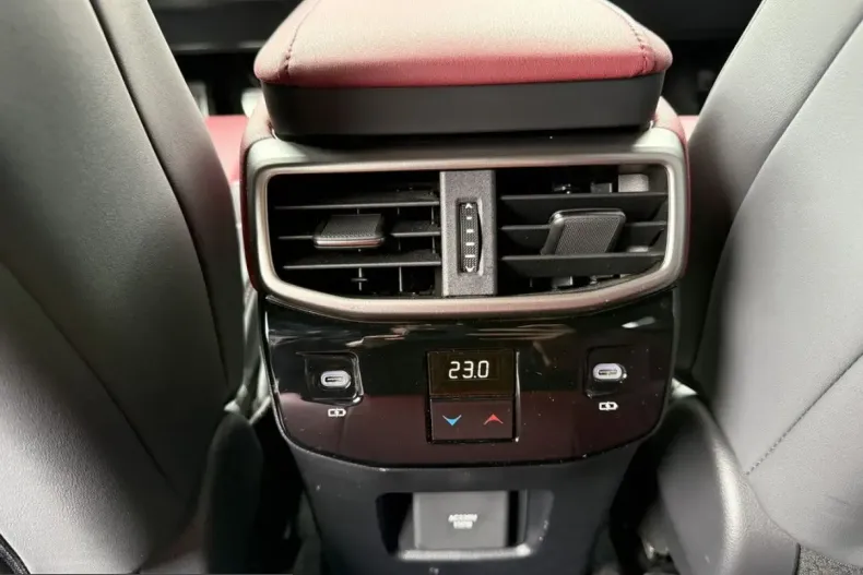 Lexus RX 500 din 2023 cu 53.700 km - oferta LEX220885 - foto 7