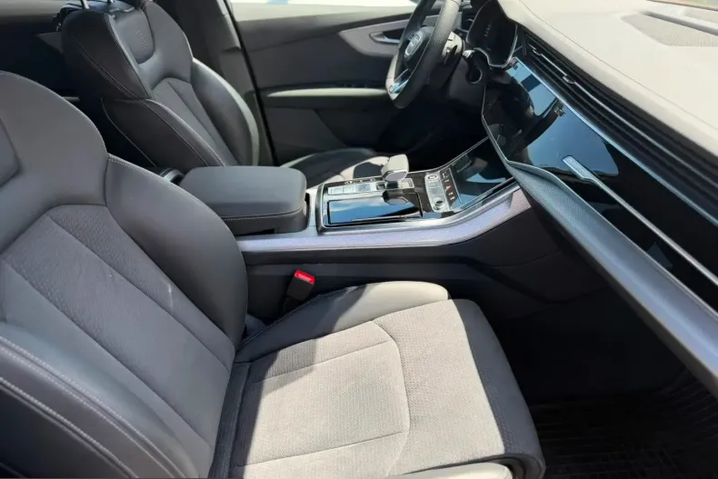 Audi Q7 din 2025 cu 16.000 km - oferta AUD220894 - foto 9