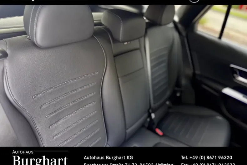 Mercedes-Benz GLC 200 (Clasa GLC) din 2024 cu 19.400 km - oferta MER220901 - foto 8