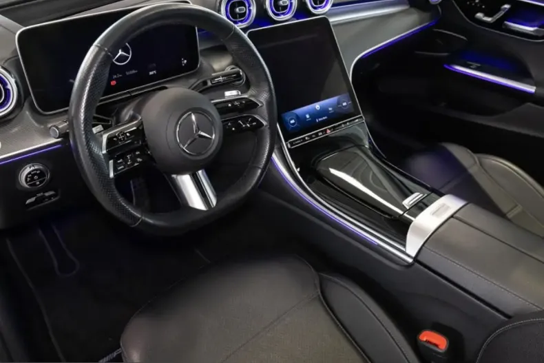 Mercedes-Benz C 400 (Clasa C) din 2022 cu 51.001 km - oferta MER220905 - foto 4