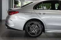 Mercedes-Benz C 400 (Clasa C) din 2022 cu 51.001 km - oferta MER220905 - foto 19