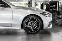Mercedes-Benz C 400 (Clasa C) din 2022 cu 51.001 km - oferta MER220905 - foto 20
