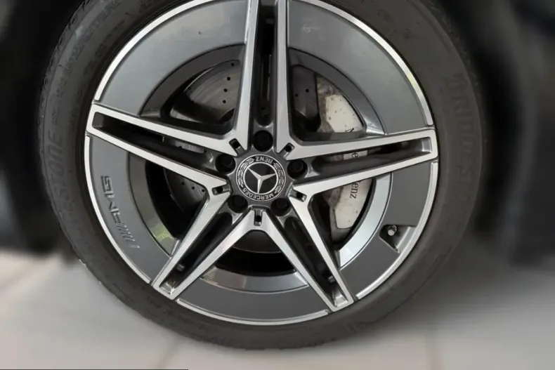 Mercedes-Benz C 300 (Clasa C) din 2023 cu 34.590 km - oferta MER220907 - foto 15
