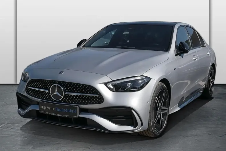 Mercedes-Benz C 300 (Clasa C) din 2025 cu 22.805 km - oferta MER220919 - foto 1