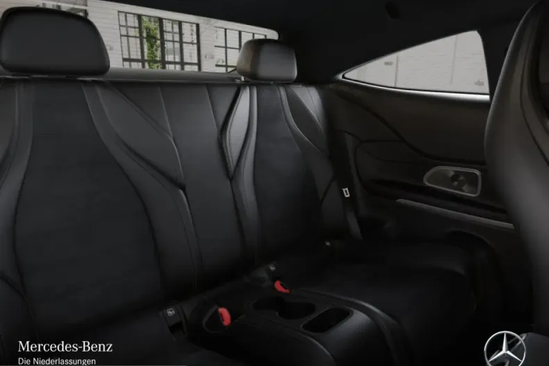 Mercedes-Benz CLE 200 (Clasa CLE) din 2025 cu 9.900 km - oferta MER220929 - foto 10