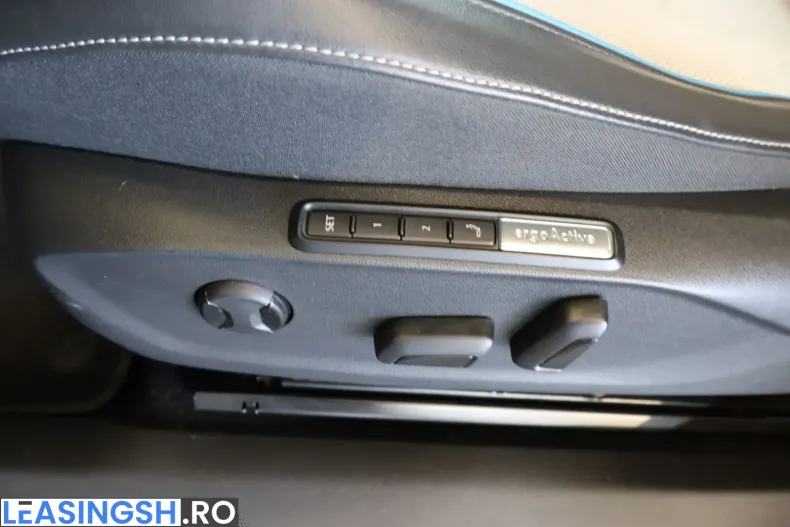 Volkswagen ID.7 din 2023 cu 37.450 km - oferta VOL220938 - foto 16