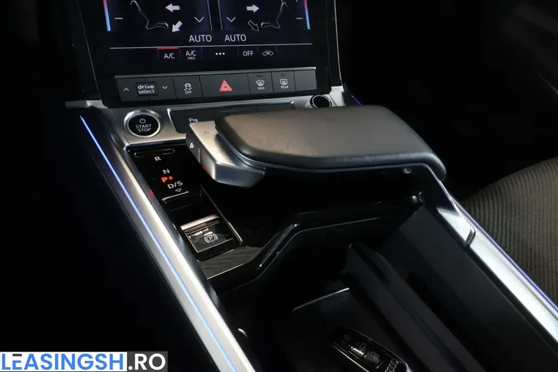 Audi Q8 e-tron din 2023 cu 38.280 km - oferta AUD220941 - foto 13