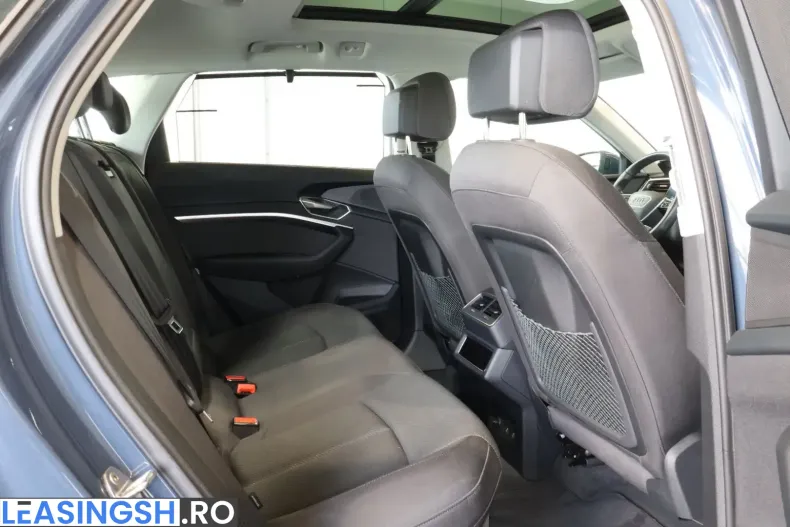 Audi Q8 e-tron din 2023 cu 38.280 km - oferta AUD220941 - foto 19