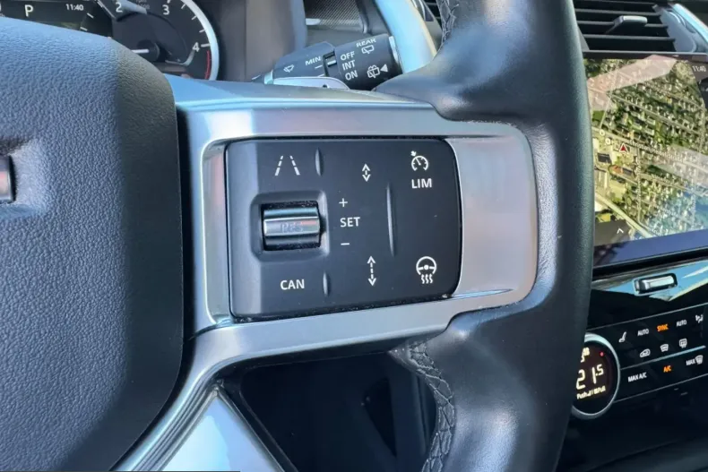 Land Rover Discovery din 2022 cu 32.000 km - oferta LAN220957 - foto 31