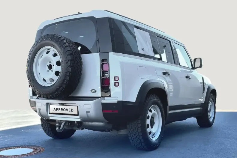 Land Rover Defender din 2021 cu 74.900 km - oferta LAN220958 - foto 2