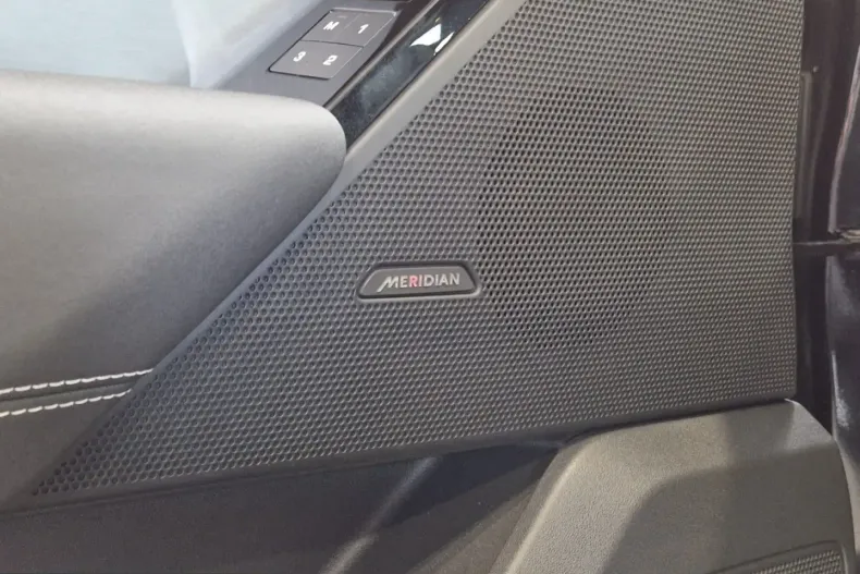 Land Rover Range Rover Velar din 2023 cu 22.000 km - oferta LAN220961 - foto 13