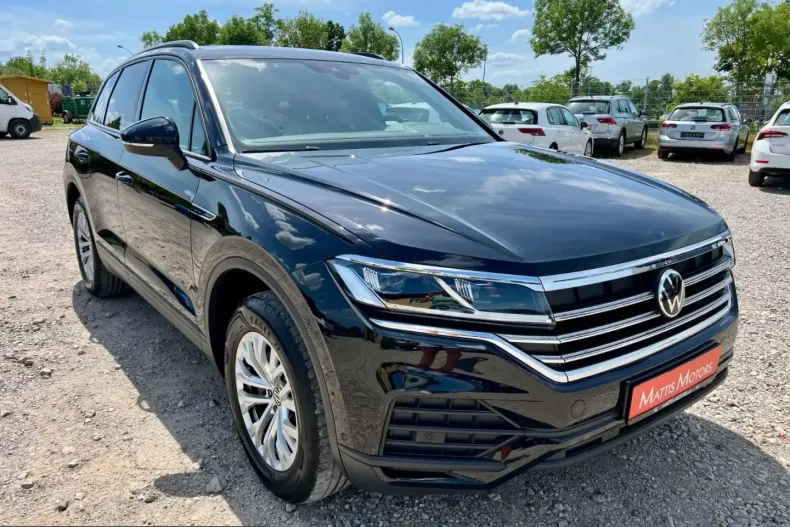 Volkswagen Touareg din 2022 cu 56.819 km - oferta VOL220964 - foto 1