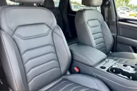 Volkswagen Touareg din 2022 cu 56.819 km - oferta VOL220964 - foto 13
