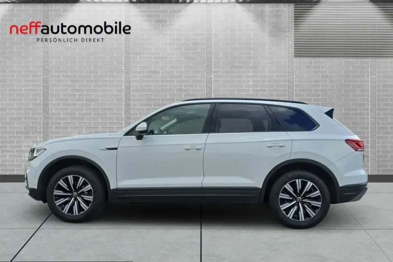 Volkswagen Touareg din 2022 cu 58.800 km - oferta VOL220965 - foto 2