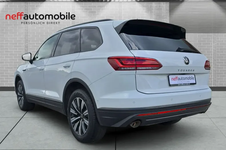 Volkswagen Touareg din 2022 cu 58.800 km - oferta VOL220965 - foto 3