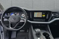 Volkswagen Touareg din 2022 cu 58.800 km - oferta VOL220965 - foto 12