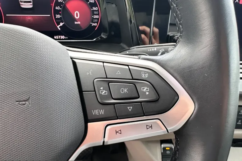 Volkswagen T7 Multivan din 2023 cu 46.000 km - oferta VOL220966 - foto 23