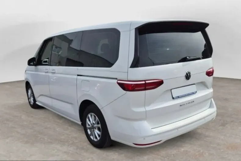 Volkswagen T7 Multivan din 2022 cu 69.640 km - oferta VOL220969 - foto 3