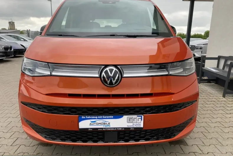 Volkswagen T7 Multivan din 2022 cu 35.900 km - oferta VOL220970 - foto 2