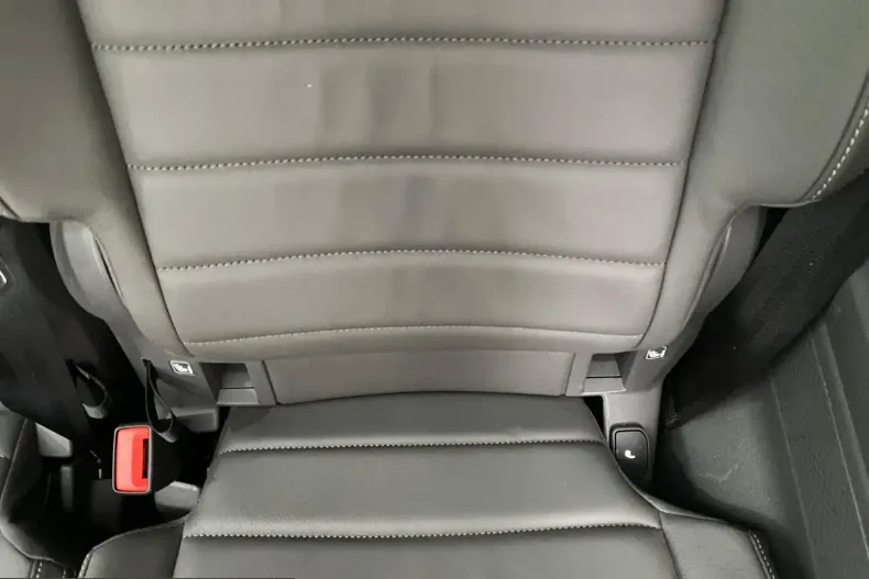 Volkswagen T7 Multivan din 2022 cu 35.900 km - oferta VOL220970 - foto 22