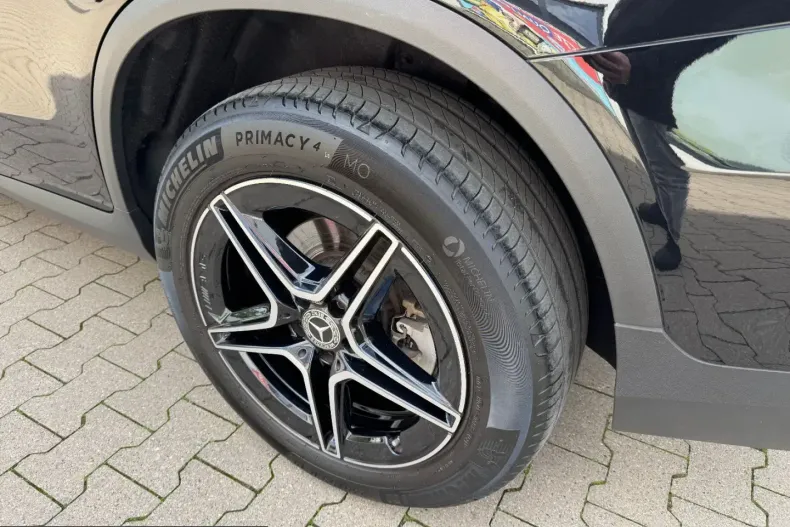 Mercedes-Benz GLC 300 (Clasa GLC) din 2022 cu 20.582 km - oferta MER220976 - foto 35
