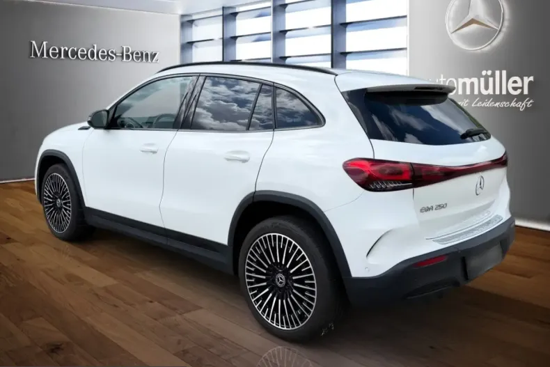 Mercedes-Benz EQA din 2022 cu 62.270 km - oferta MER220977 - foto 8