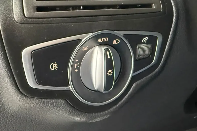 Mercedes-Benz GLC 220 (Clasa GLC) din 2021 cu 88.700 km - oferta MER220981 - foto 23