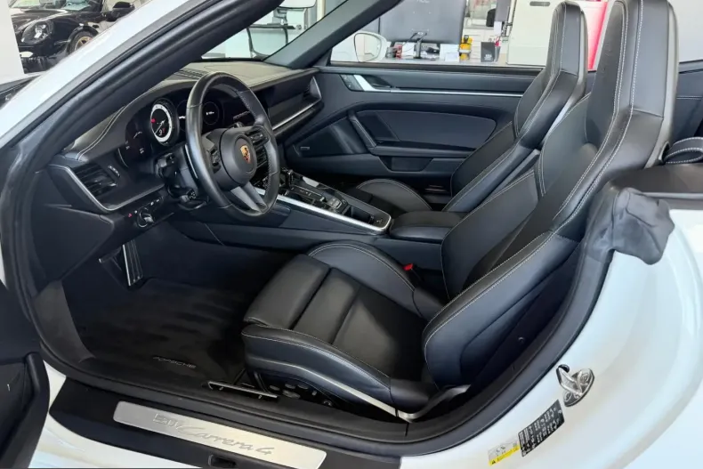 Porsche 992 din 2024 cu 16.900 km - oferta POR220986 - foto 13