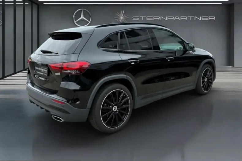 Mercedes-Benz GLA 200 (Clasa GLA) din 2022 cu 37.828 km - oferta MER220992 - foto 11