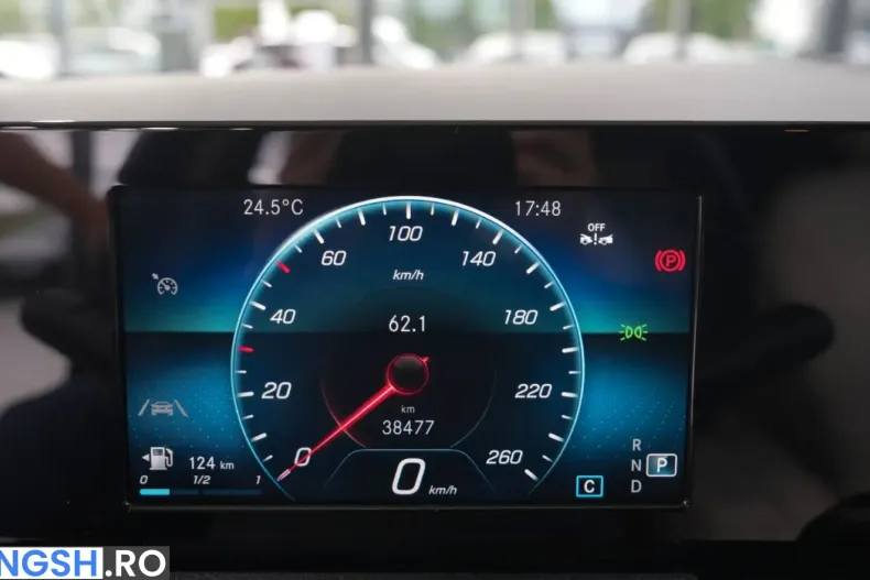 Mercedes-Benz GLA 200 (Clasa GLA) din 2022 cu 38.429 km - oferta MER220997 - foto 14