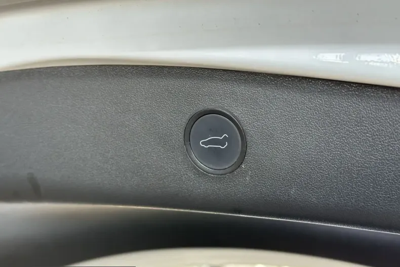 Tesla Model 3 din 2022 cu 51.170 km - oferta TES221006 - foto 8
