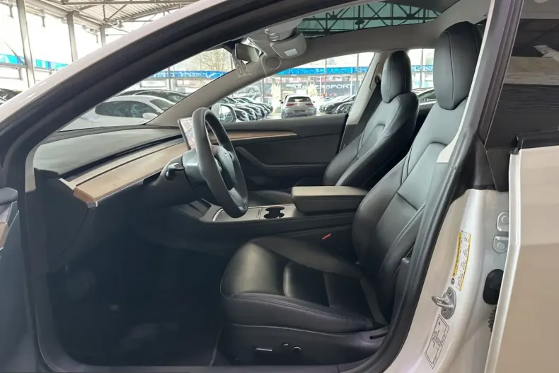 Tesla Model 3 din 2022 cu 51.170 km - oferta TES221006 - foto 9