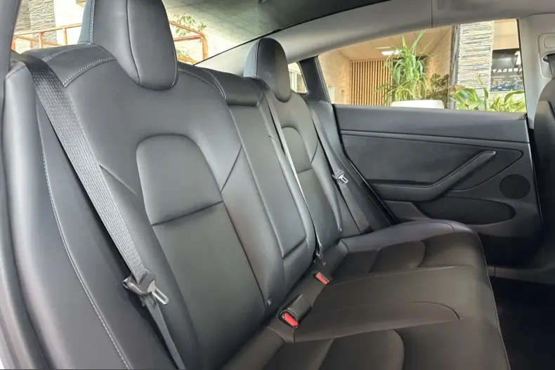 Tesla Model 3 din 2022 cu 51.170 km - oferta TES221006 - foto 19