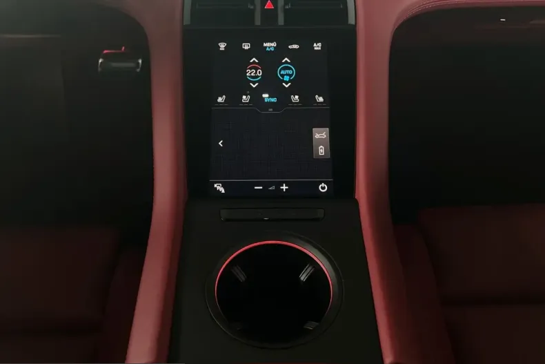 Porsche Taycan din 2022 cu 2.500 km - oferta POR221020 - foto 8
