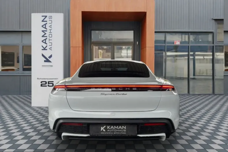 Porsche Taycan din 2022 cu 2.500 km - oferta POR221020 - foto 26