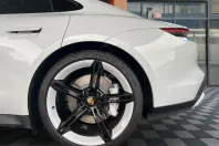 Porsche Taycan din 2022 cu 2.500 km - oferta POR221020 - foto 29