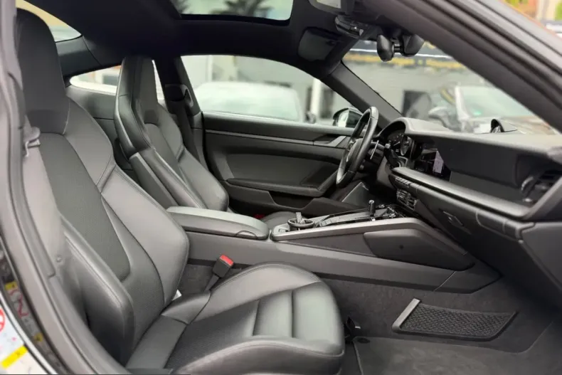 Porsche 992 din 2022 cu 33.800 km - oferta POR221021 - foto 33