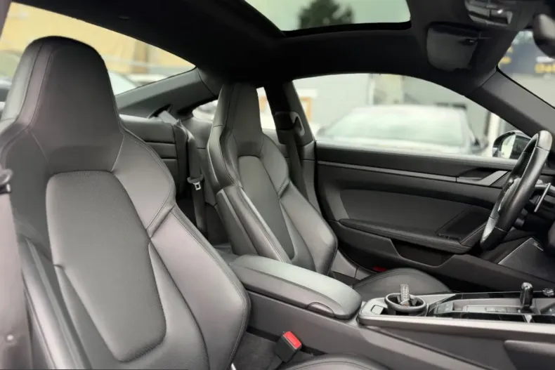 Porsche 992 din 2022 cu 33.800 km - oferta POR221021 - foto 34