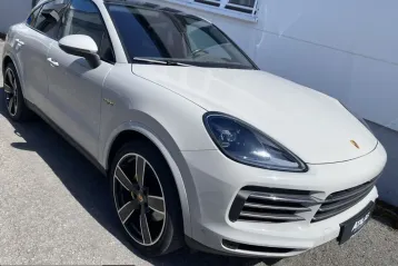 Porsche Cayenne din 2022 - oferta POR221022