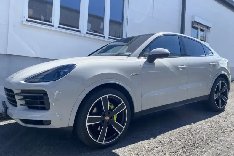 Porsche Cayenne din 2022 cu 69.900 km - oferta POR221022 - foto 5