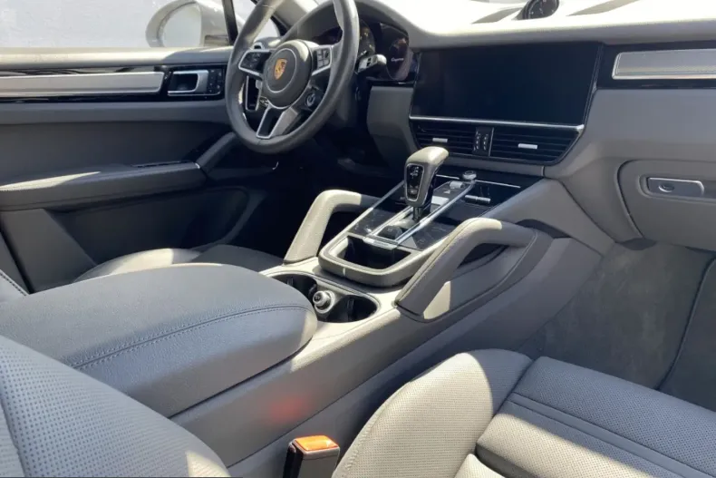 Porsche Cayenne din 2022 cu 69.900 km - oferta POR221022 - foto 9